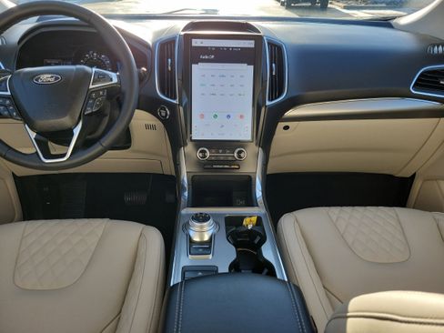 Used 2024 Ford Edge Titanium w/ Titanium Elite Package image 15