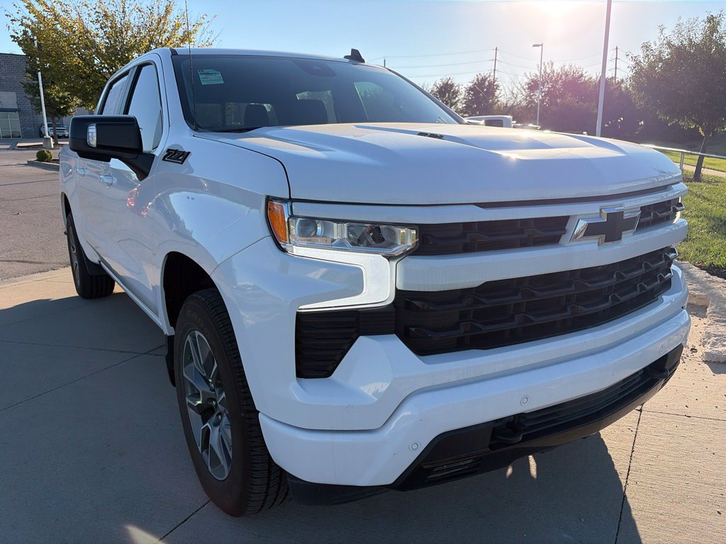 Used 2024 Chevrolet Silverado 1500 RST w/ RST All Star Premium Package AWD/4WD image 2