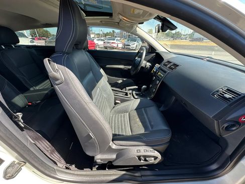 Used 2012 Volvo C30 T5 R-Design w/ Climate Pkg FWD image 13