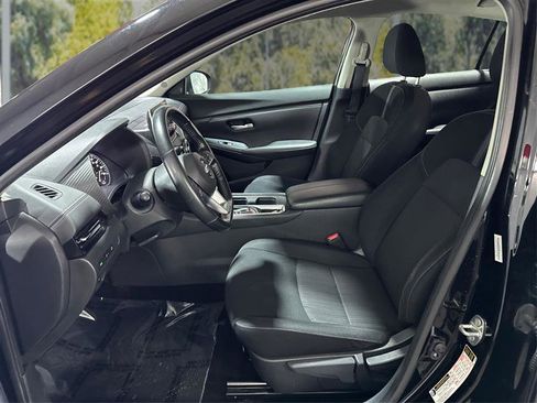 Used 2022 Nissan Sentra SV image 9