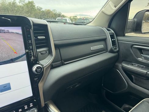 Used 2022 RAM 1500 Laramie image 35