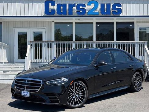 Used 2023 Mercedes-Benz S 580 4MATIC Sedan image 2
