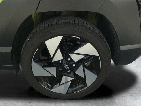 Used 2024 Hyundai Kona Limited FWD image 47