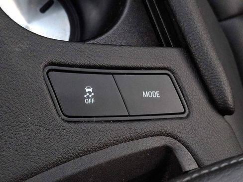 Used 2023 Cadillac XT6 Premium Luxury w/ Technology Package image 21