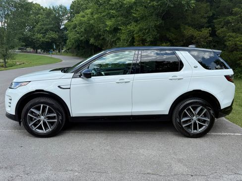 Used 2024 Land Rover Discovery Sport Dynamic SE image 8