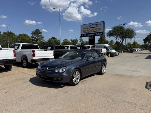 Used 2007 Mercedes-Benz CLK 350 Cabriolet image 3