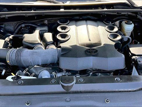 Used 2022 Toyota 4Runner SR5 image 30