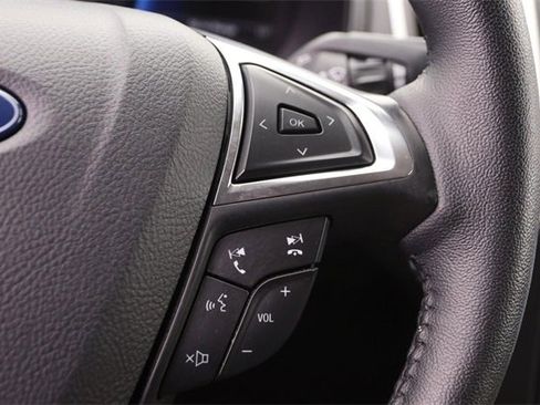 Certified 2024 Ford Edge SEL image 12