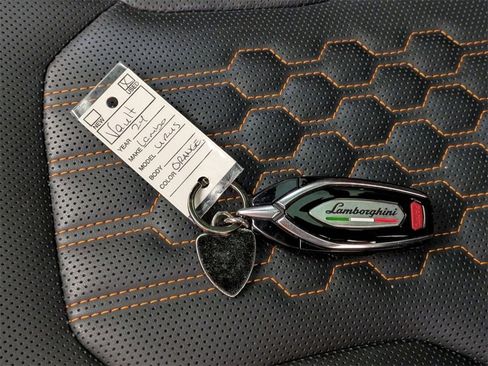 Used 2024 Lamborghini Urus S image 35