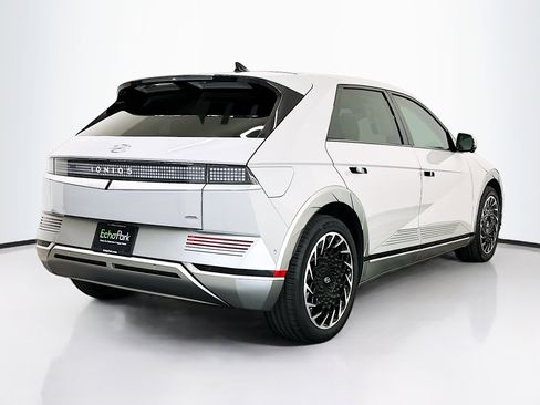 Used 2024 Hyundai Ioniq 5 Limited image 9