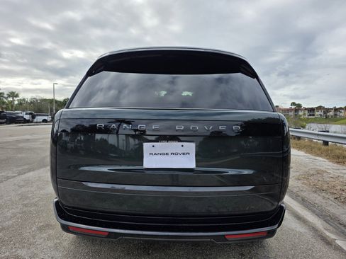 New 2026 Land Rover Range Rover SE image 6