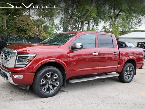 Used 2021 Nissan Titan Platinum Reserve w/ Moonroof Package image 1