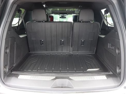 Used 2024 GMC Yukon XL Denali w/ LPO, Floor Liner Package AWD/4WD image 31