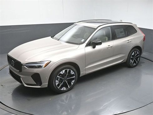Used 2026 Volvo XC60 B5 Plus w/ Protection Package Premier image 45