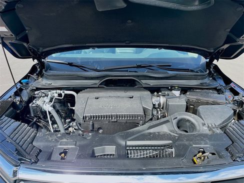 Used 2025 Honda Pilot EX-L image 32