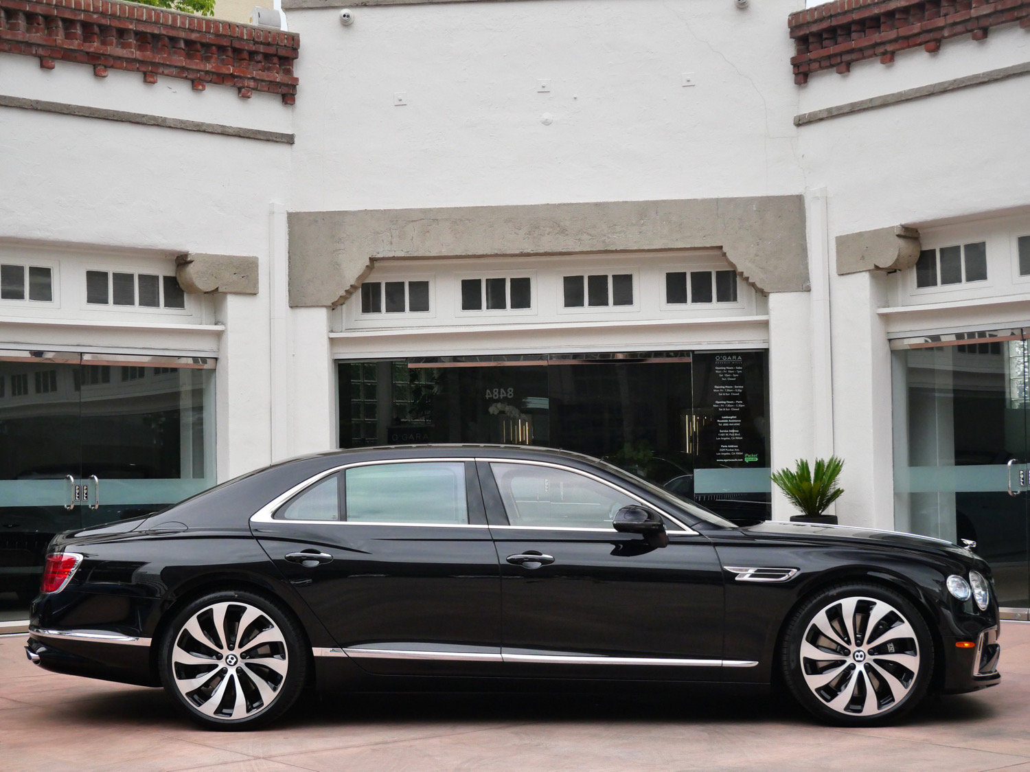 New 2026 Bentley Flying Spur V8 AWD/4WD image 5