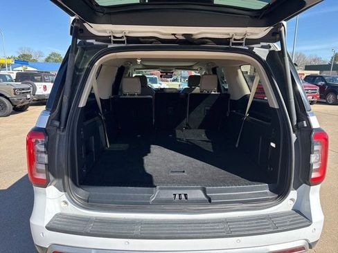 Used 2024 Ford Expedition Max Limited AWD/4WD image 6