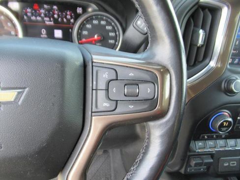 Used 2019 Chevrolet Silverado 1500 High Country w/ Technology Package image 21