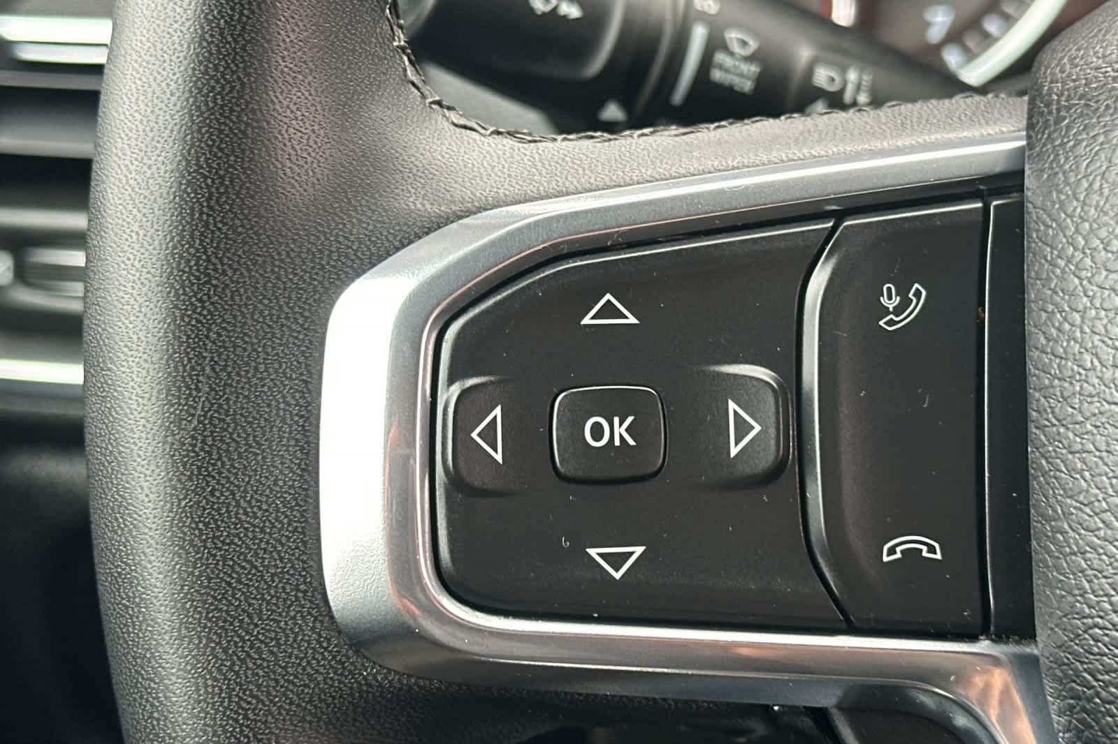 Used 2025 RAM 1500 Laramie AWD/4WD image 30