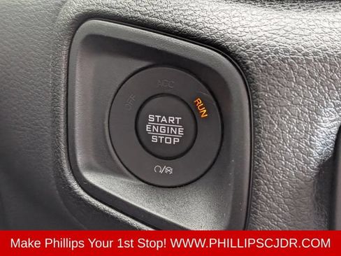 Certified 2025 Jeep Wrangler Sport AWD/4WD image 25