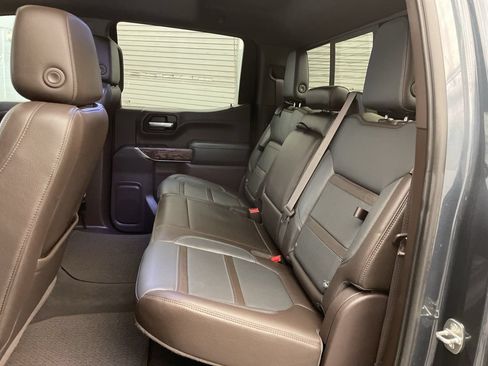 Used 2021 GMC Sierra 1500 Denali w/ Denali Ultimate Package AWD/4WD image 21