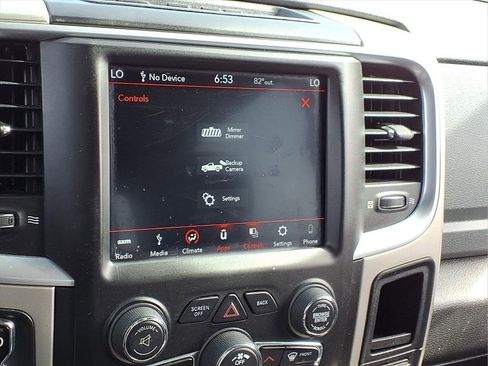 Used 2019 RAM 1500 Classic SLT w/ Luxury Group image 30