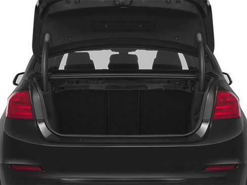 Used 2013 BMW 328i xDrive Sedan AWD/4WD image 12