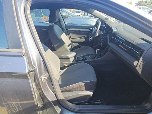 Used 2025 Volkswagen Jetta Sport image 23