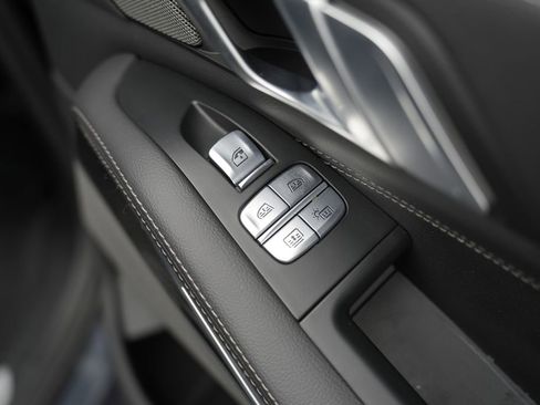 Used 2022 BMW X7 M50i w/ Dynamic Handling Package image 48