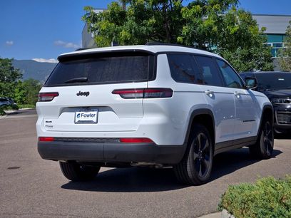 New 2025 Jeep Grand Cherokee L Laredo