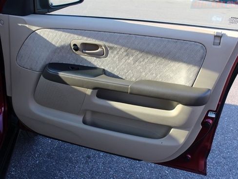 Used 2006 Honda CR-V LX image 36