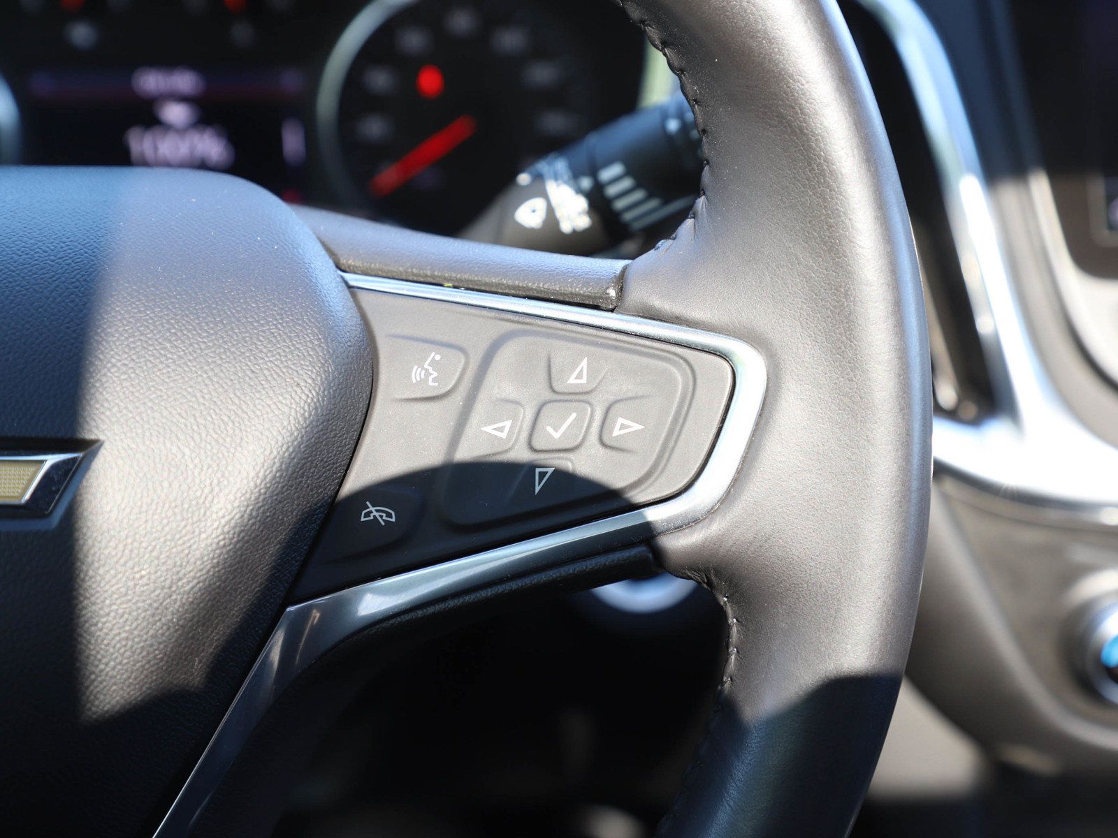 Used 2019 Chevrolet Equinox LT AWD/4WD image 26