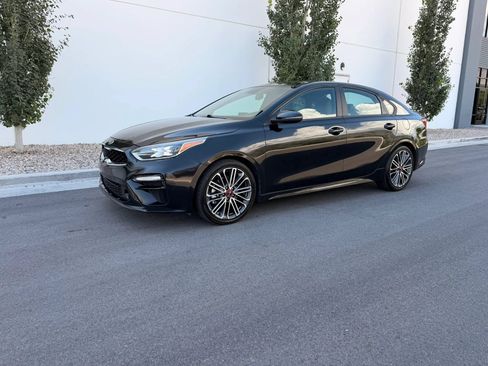 Used 2021 Kia Forte GT w/ GT2 Package FWD image 2