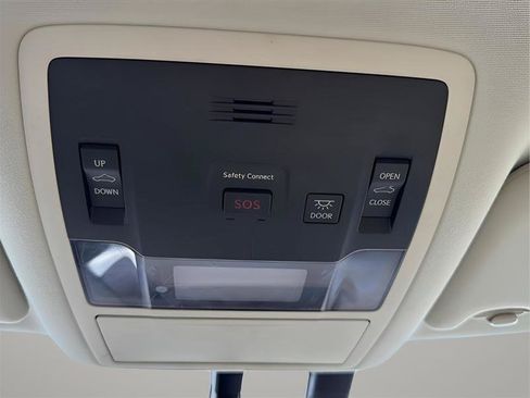 Used 2016 Lexus RX 450h AWD w/ Accessory Package image 47