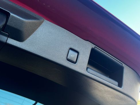 Used 2025 Ford Escape ST-Line w/ Equipment Group 301A image 18