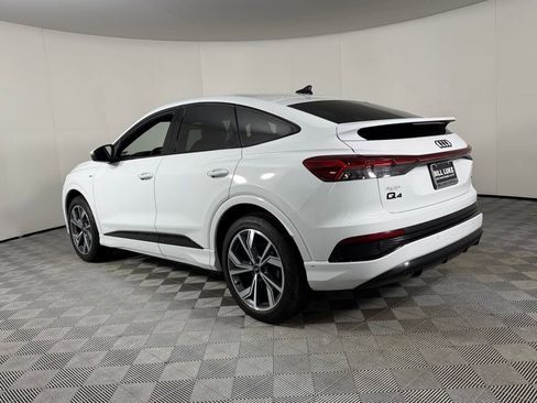 Used 2024 Audi Q4 e-tron Premium Plus w/ Premium Plus image 10