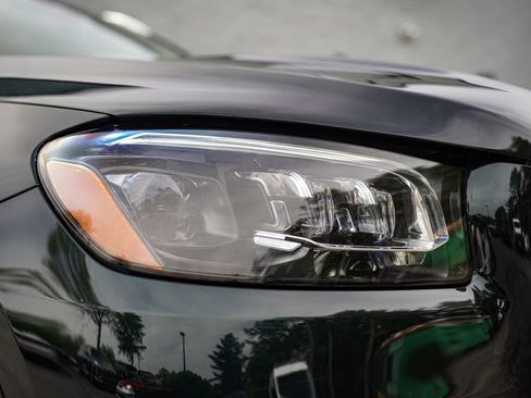 Used 2023 Mercedes-Benz GLS 450 4MATIC image 7