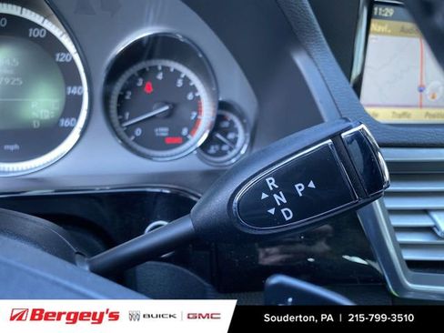 Used 2011 Mercedes-Benz E 350 4MATIC Wagon image 18