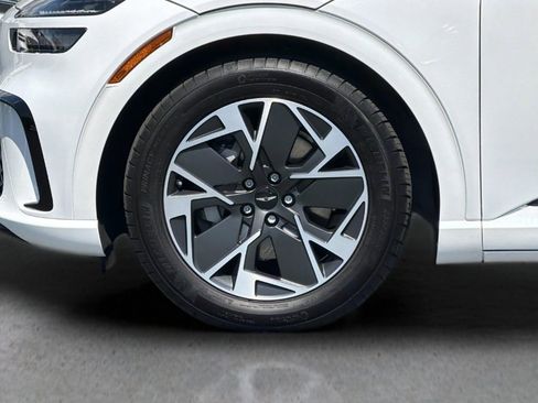 Used 2026 Genesis GV60 RWD image 26