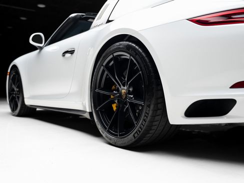 Used 2019 Porsche 911 Targa 4S image 78