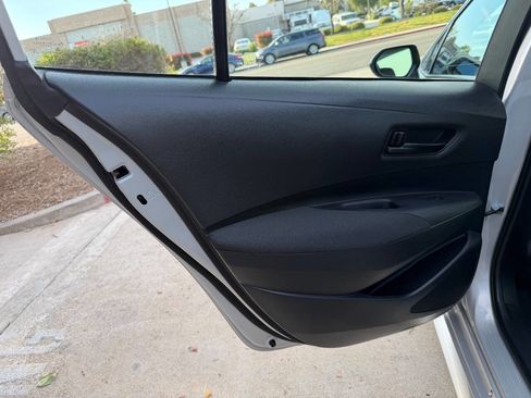 Used 2023 Toyota Corolla LE image 23