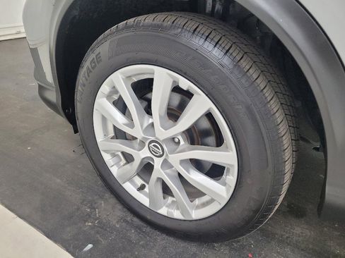 Used 2021 Nissan Rogue Sport S FWD image 31