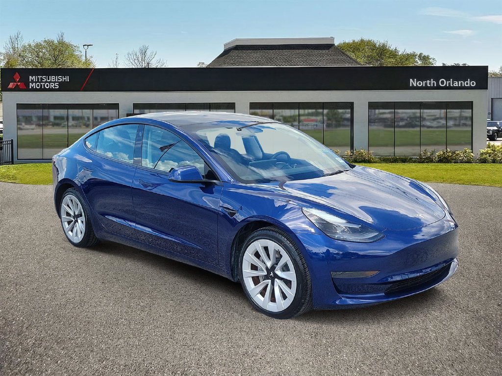 Used 2023 Tesla Model 3 Standard Range RWD image 5