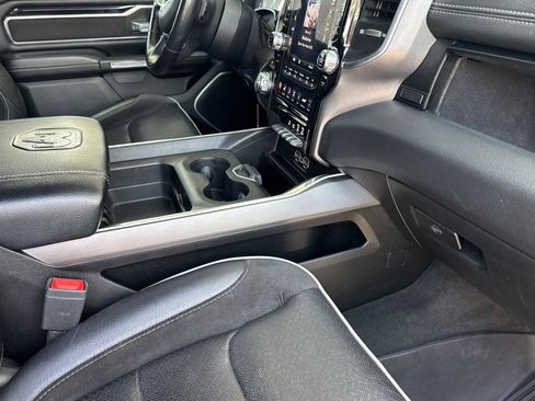 Used 2021 RAM 1500 Laramie w/ Sport Appearance Package AWD/4WD image 16