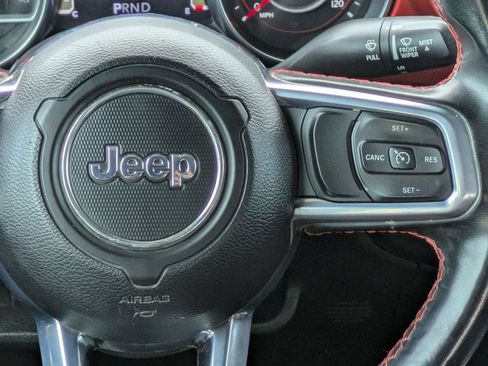 Used 2021 Jeep Gladiator Rubicon AWD/4WD image 21