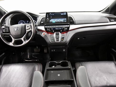 Certified 2025 Honda Odyssey Sport-L image 3