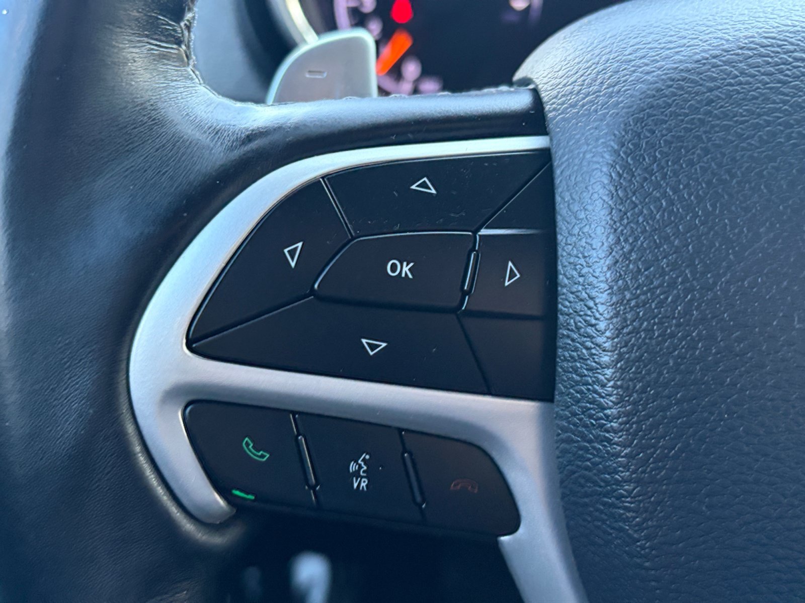 Used 2019 Jeep Grand Cherokee Summit AWD/4WD image 20