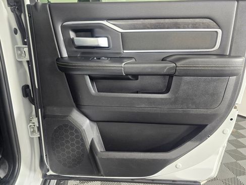 Used 2024 RAM 2500 Big Horn image 38