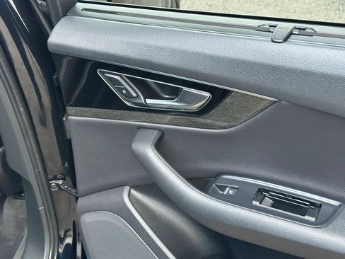 Used 2017 Audi Q7 3.0T Premium Plus AWD/4WD image 22
