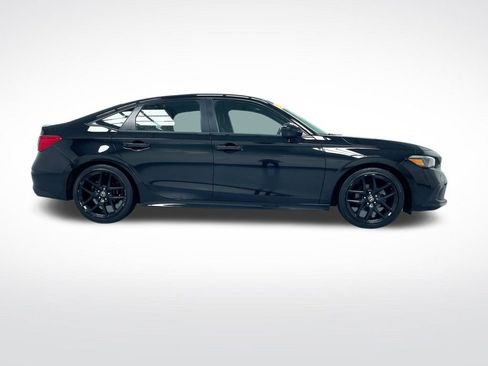 Used 2023 Honda Civic Sport image 2